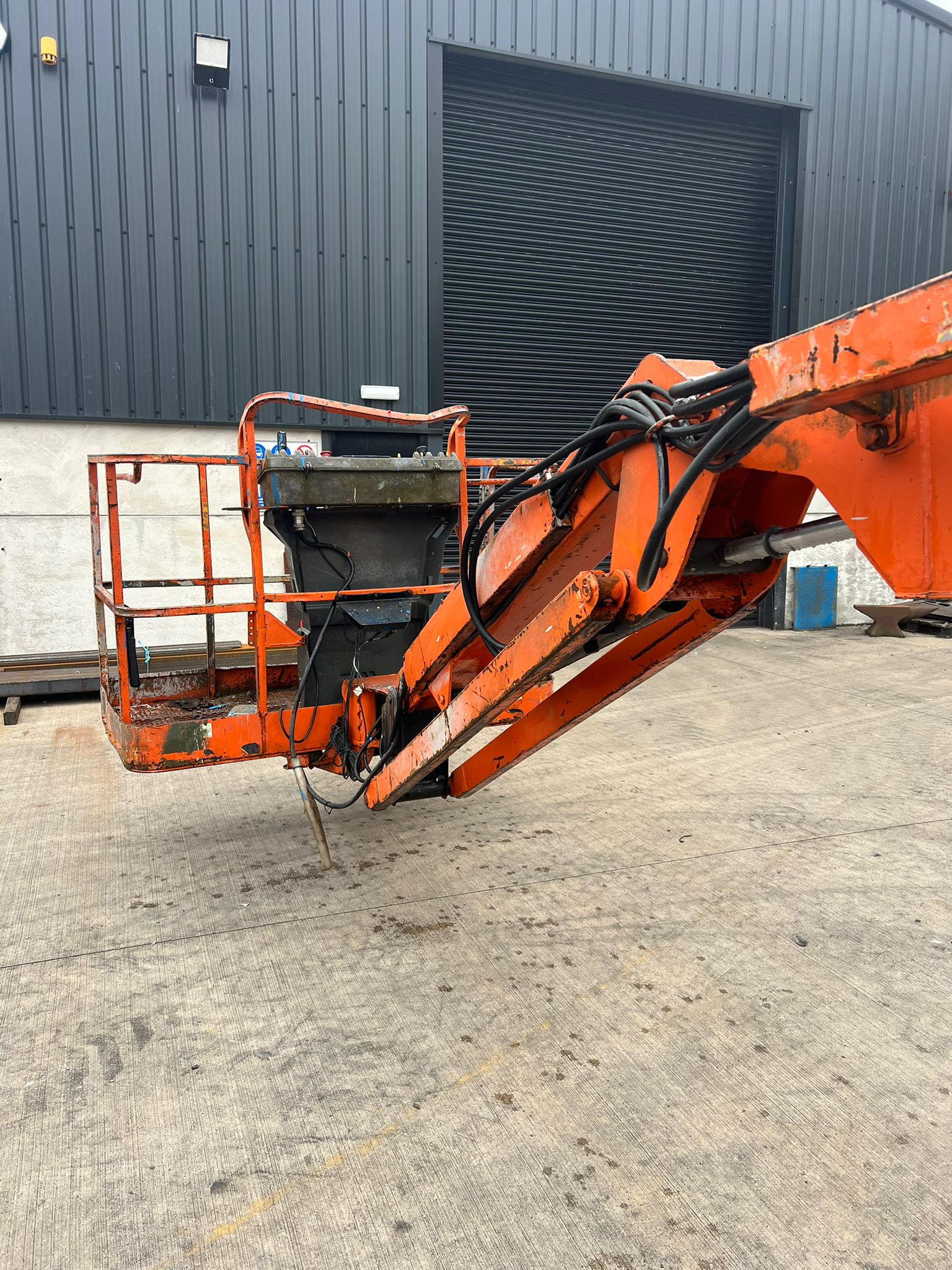 Sold - Articulated Boom Lift - View 6